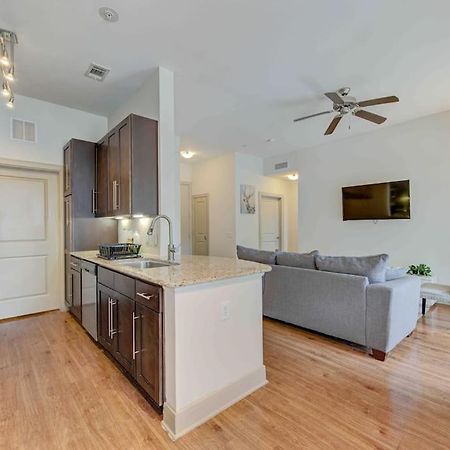 Cozy Apt Nrg Pool,Wi-Fi, Free Parking, Petsok! Houston Buitenkant foto